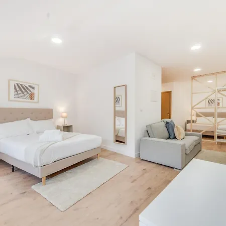 By The River - Alcantara Apartment