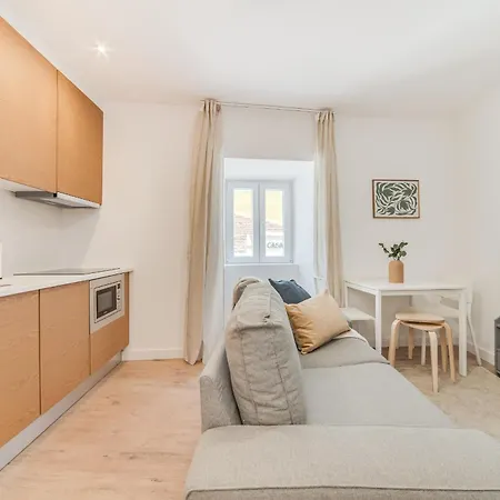 By The River - Alcantara Appartement