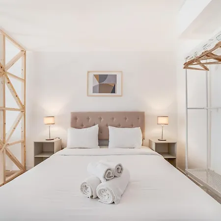 By The River - Alcantara Apartamento *