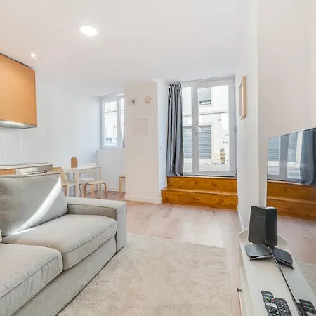 By The River - Alcantara Apartamento